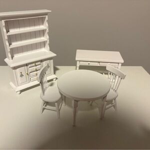 Miniature White Wooden Dining Set - 5 Piece Dollhouse Furniture